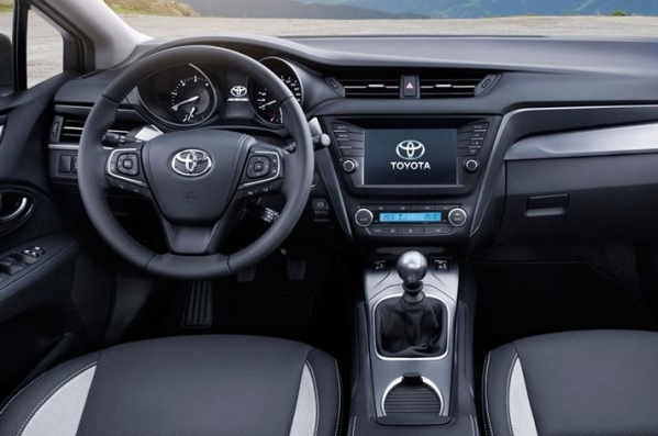 https://wcar.sets.lv/cars/Toyota/Avensis sedans/1448436670-toyota-avensis-st-2015-4.jpg